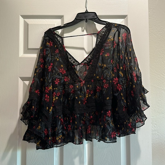 Beautiful sheer floral top-Free People size S - Picture 3 of 8